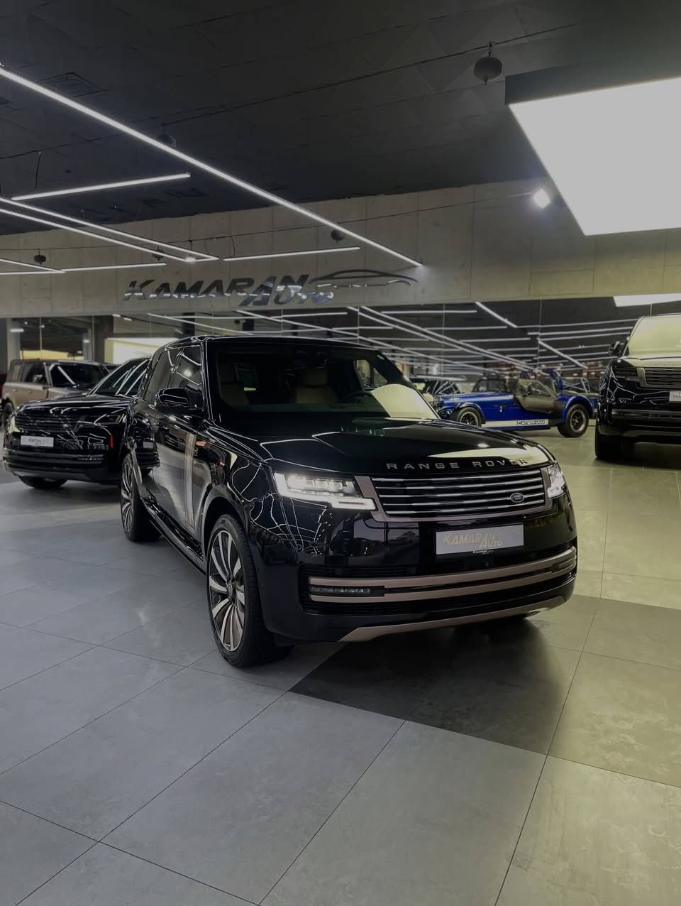 رانج 🔥2025  Range Rover Vogue  SE 🔥
🤝لمعرفة السعر اكتب (  رانج  او 2025)🤝
__________________________
🚗النوع:  Range Rover Vogue  SE
💯  شريكة سردار
🔥🎗الموديل:2025
💯المسافة المقطوعة:  kMS 2000
⚔️ المحرك V6
☎️للاستفسار اكثر :
 اتصال  ***********
 اتصال  ***********

