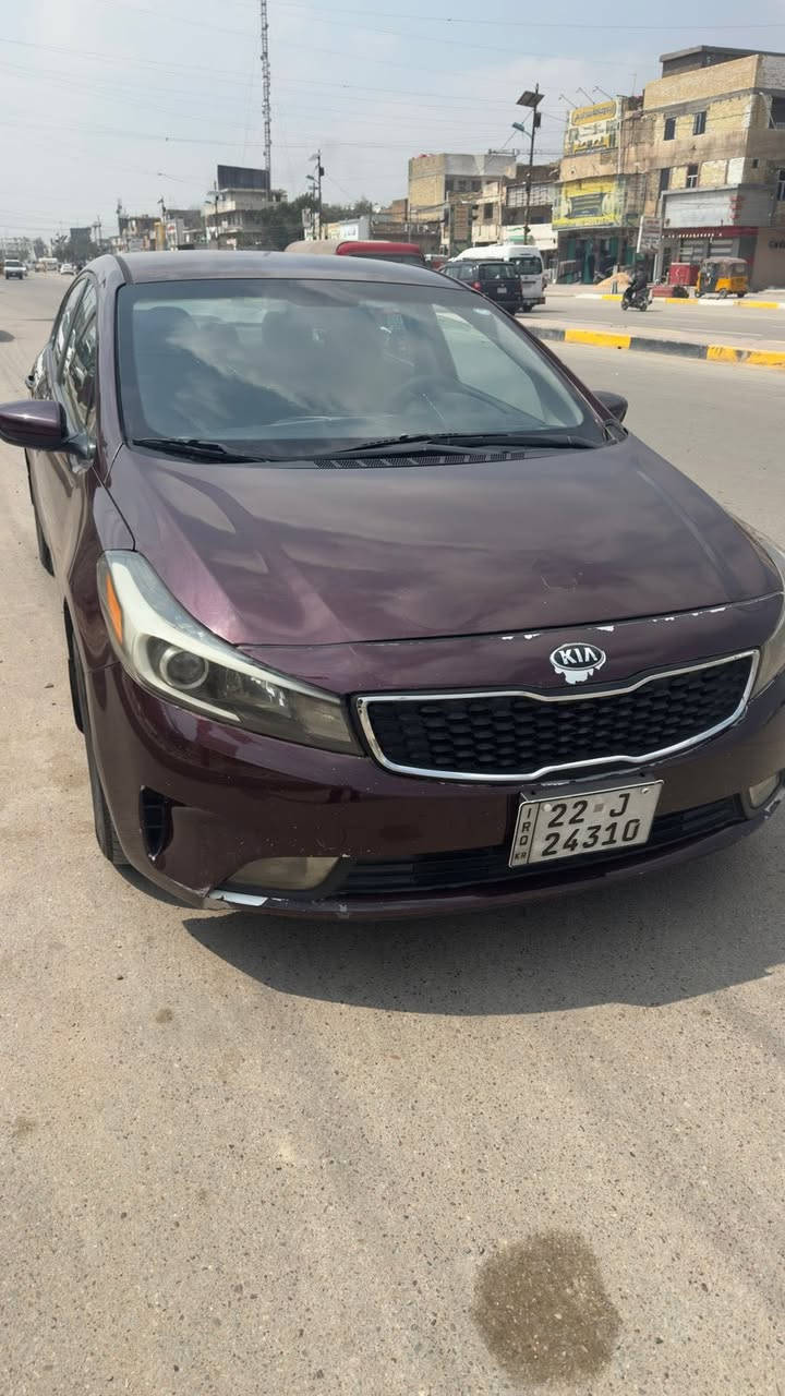 السلام عليكم كيا فورتي موديل 2017 وارد امريكي الضرر كما موضح بالصور سونارها موجود ناشره وبيها حادث بالعراق هم موجود بالصور السياره ماشيه 84mi رقم السياره اربيل الجديد السياره ماناقصها شي صدر امامي جديد تايرات تخم كامل جديد والسياره مداريها من دهن اصلي ومي اصلي وبانزين كله محسن سعر السياره 116 ورقه وبيها مجال كلش كلش بسيط للشراي مكاني بغداد مدينة الصدر هذا رقمي بي واتساب واتصال رصيد فقط ع الفيس ممتواجد ***********مؤمل شاكر
