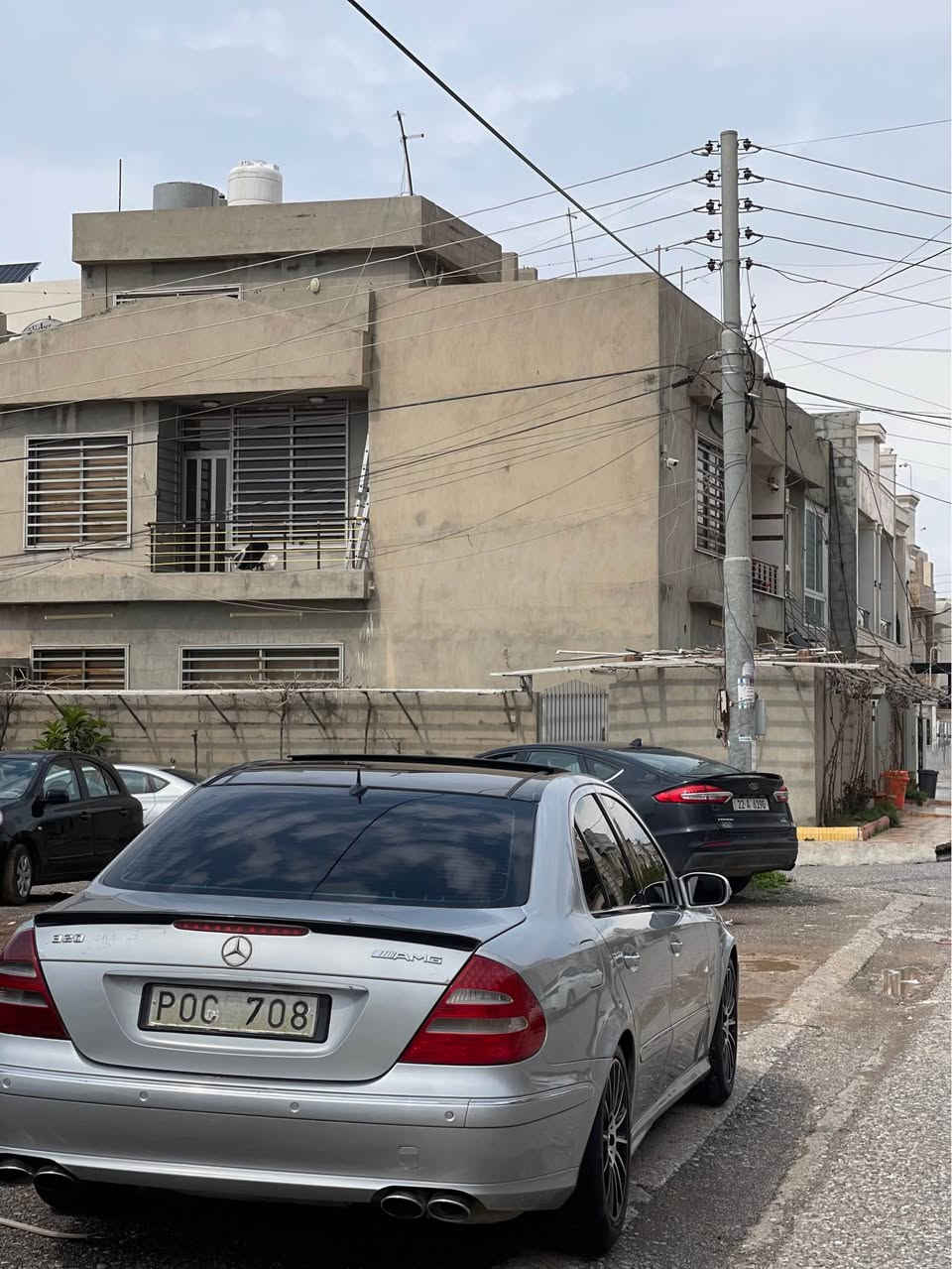 مارسيدس ٢٠٠٥
منفیس ئەسلی ئیبرایم خلیل بەشرت
‏ECLAS320بیلاد
مواسفات Amg 
قە پات مواسفات تە نها پەردە نیە
سەقفی حیجام 
گیر مەکینە 
تە برید ساردو گەرم
کاربای Abs تراکشن 
تەقە و رەقە هە موشتئکی بەشرت 
نرخی ٧٠ورقە مجالیکی برایانە 
‏ژ.  *********** أربيل, العراق

