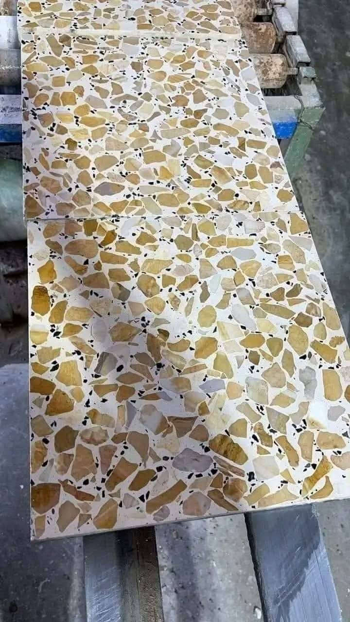 المنتج لوطني 
 1يوجد كاشي درجه والى
2يوجد بلوك الاصلي وليس العادي
3يوجد مقرنص الأصلي وليس العادي
4يوجد شتايكر الأصلي وليس العادي 
5يوجد شتايكر ملون الأصلي وليس العادي
6يوجد بورسلين الأصلي وليس العادي

كاشي عراقي باحدث المكابس اوتماتيك  40×40 
وباحدث الجلايات. وناجح 😮
      بل فحص المختبري بأمتياز💡
الرمل مغسول خالي من الاملاح
الحجر مغسول خالي من الشواءب🔍
اسمنت عالي 🖤الجودة خاضع للسيطره النوعيه
ماءحلو خالي من الاملاح اساله
ملاحضه نعلن اعن لتزامن الأرضيات كرسته وعمل
كاشي عراقي لموزايك سعر لمتر  مع التوصيل٧ونص
كاشي عراقي مطعم بل مرمر سعر 💴11ونص الف   👉🏻المتر مع التوصيل🫴🏻. اتصل  اسعار جوه  السوك😉 اتصل على الرقم التالي وتساب
#يارزاق #يارزاق***********ر
