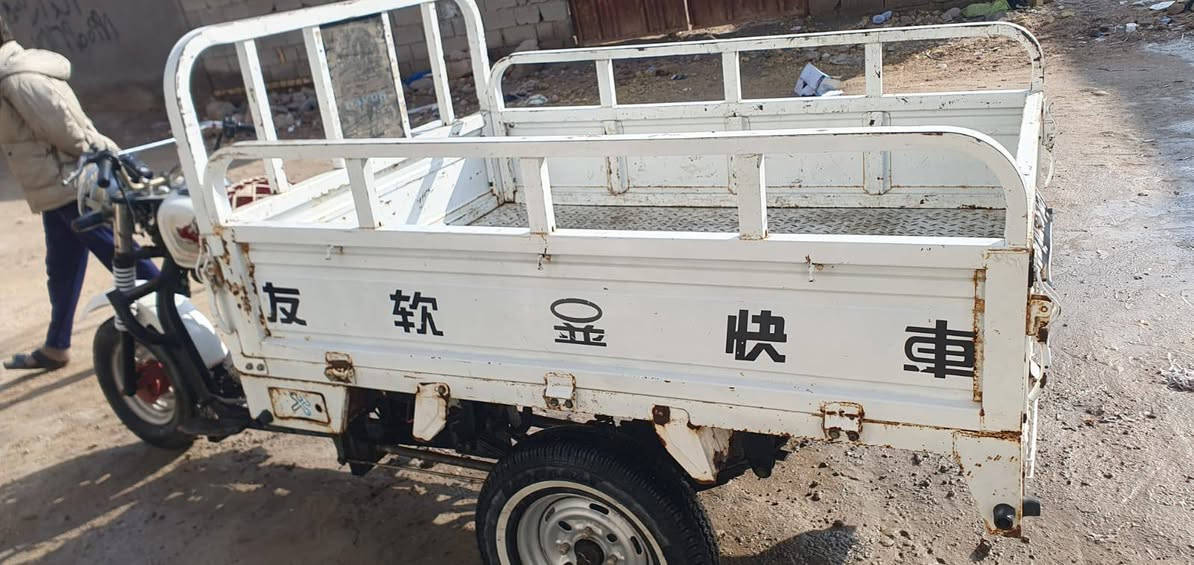 السلام عليكم ستوتة للبيع موديل 2020 (محرك ام تي ار) كهربائيات كاملة
شغال من الطول للطول بك لايت نكرة سلف تشتغل 
سنوية ولوحات كاملة (اصولي) الشراي يدلل مو شراي لا تراسل 
السعر 1800 رقمي، ***********
