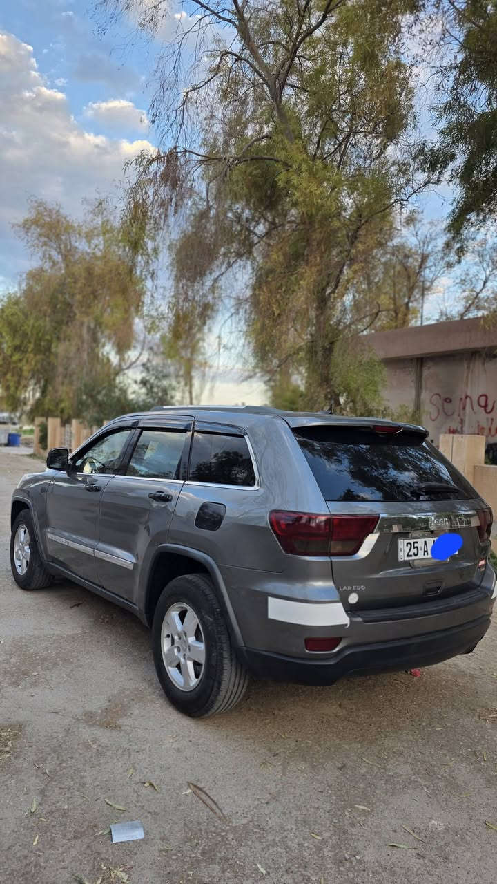 جيب شيروكي موديل 2012
مواصفات نص فول 
سياره جديده رقم كركوك بأسمي
سياره بيه بابين وجاملغ صبغ اثر شخوط بدون دواخل بدون ارباك
مكان سياره كركوك 
للاتصال *********** + وتساب
