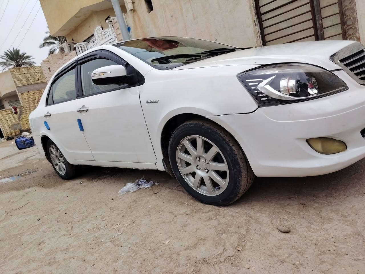 سلام عليكم  جيلي موبل موديل 13
سيارة خير من الله كير ومحرك شرط لا تنقيص ولا تبخير 

تخم تاير جديد تبريد شغال حدادية نص عمر غرفة جديدة 

سيارة مال بيت لو بيع او مراوس حسب لقناعة 

سعره50 وبيها مجال قليل

***********

***********

مكان العماره
