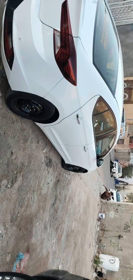 للبيع خليجي كفاله ***********
