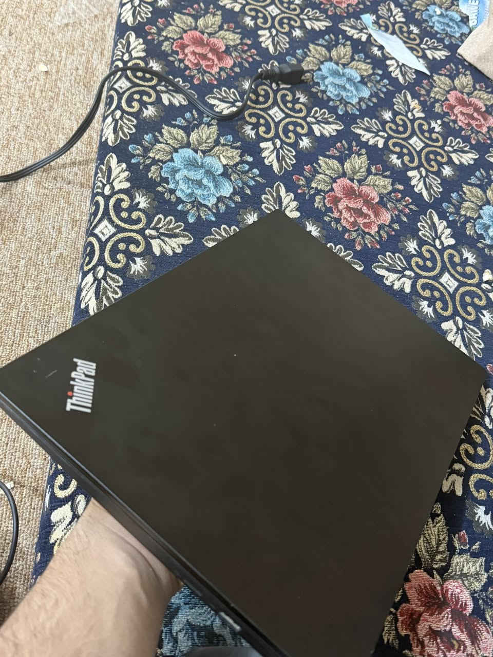 Lenovo ThinkPad E580 بحالة ممتازة 🔥
للبيع لابتوب Lenovo ThinkPad E580 نظيف جداً والاستعمال خفيف.

💻 المواصفات:
 • المعالج: Intel Core i7-8550U (جيل ثامن)
 • الرام: 8GB
 • التخزين: 256GB SSD سريع
 • كرت الشاشة: Radeon RX 550 2GB + Intel UHD 620
 • الشاشة: 15.6 بوصة Full HD
 • النظام: Windows 10 مفعل

✅ مناسب للألعاب
✅ ممتاز للدراسة، التصميم، والبرامج الهندسية
✅ بطارية جيدة
✅ بدون أعطال
السعر: (350 
مكاني بابل 
الموقع: (تكتب منطقت


**إذا كنت صاحب هذا الإعلان وتريد حذفه لأي سبب، رجاءا أرسل رسالة إلى الدعم الفني**