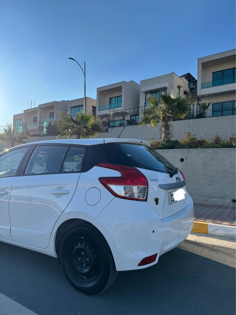 toyota yaris 2016
خلیجی بێ بۆیاخ 
ناو زەرد 
٤ جام کارەبا 
نمونە لە جوانی 
سەنەوی و هەموو شتێکی تازەیە
گێر و مەکینە بە شەرت
تەبرید و هەموو شتێکی بە شەرت
سۆنەرەکەیم داناوە
لە سلێمانیم 
١٠٥ کیلۆمەتر رۆشتوە
١١٤ گەلاو مەجالێکی برایانە 
*********** السليمانية, العراق
