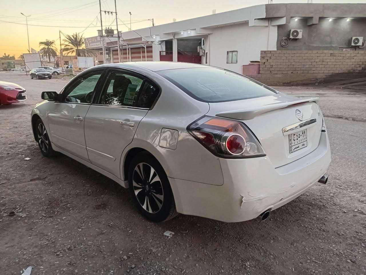 سلام عليكم للبيع التيما ٢٠٠٩امريكي  محدثه ١٢ صبغ حزام بدون اي حادث ضرر جاملغ الخلفي بدون دواخل كير محرك تبريد تدفه كله تمام سعرها ٨٨ بيه مجال مكاني بعقوبه اي استفسار اتصل وسهله ***********
