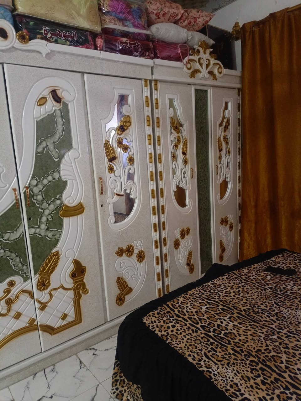 خشب صاج نجارة عراقية مستخدم 4اشهر
طبعن معه ثلاجه مكاني شطره ***********
