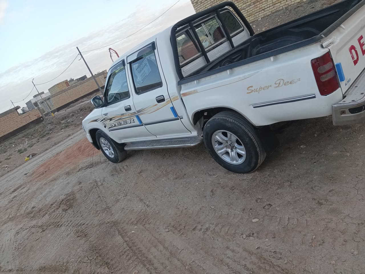 سلام عليكم دير البيع مديل ٢٠١٢مكفوله من ضربة وتبديل محرك كير كسن شاصي حديديه تخم  تيرات كهربائيات كل شقاله تبريد رقم سياره كربلاء سنويه مجدده مشروع وطني مكان ديوانيه السعر ٦٠وبيه مجال رقم الهاتف ***********
