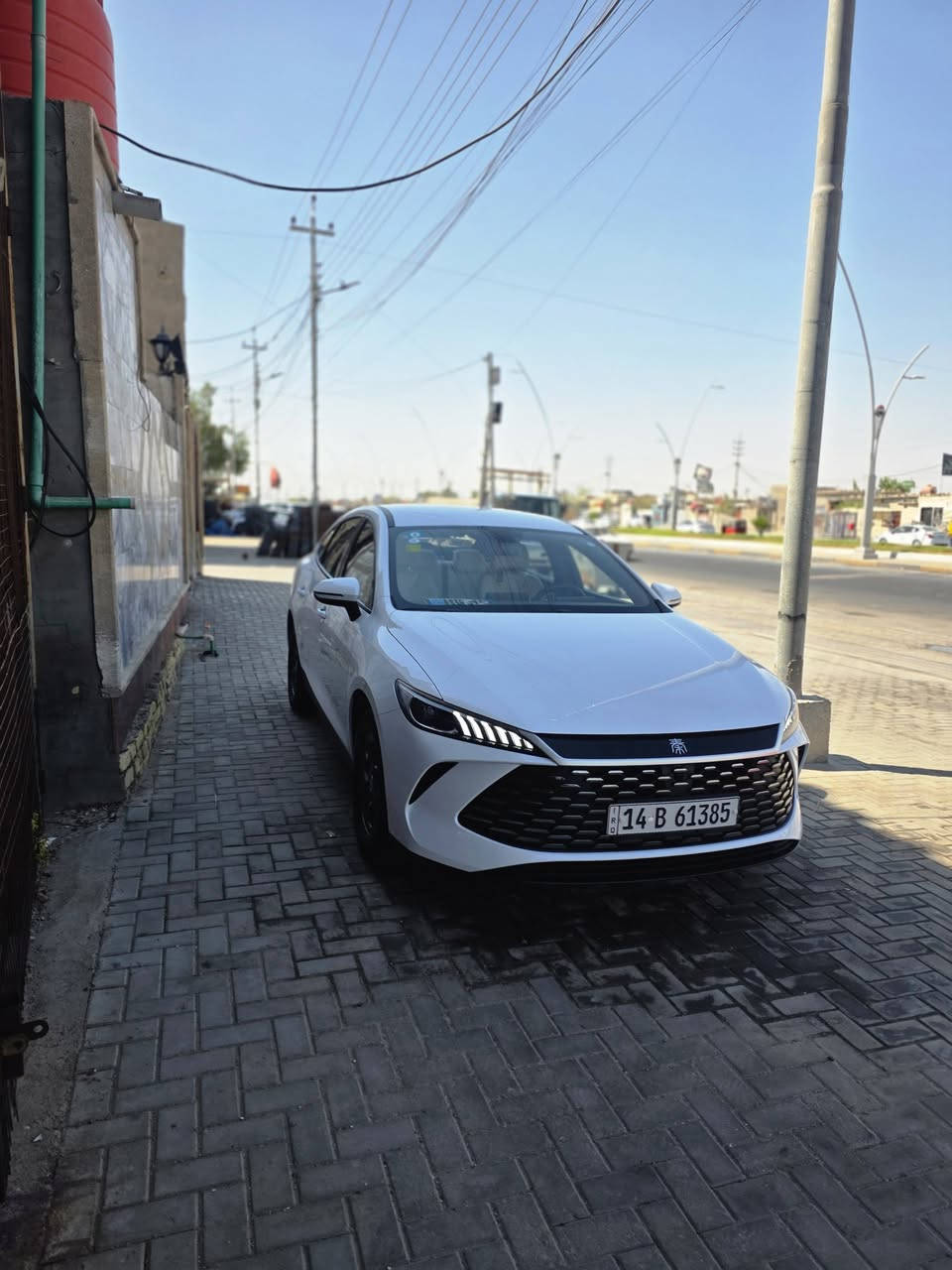 بي وايدي دي كن بلاص مكفوله كفاله عامه رقم بصره تحويل ثاني ماشيه 15000الف سياره جديده كلش ونضيفه وداخل بيجي سعره 120رقم ***********مكانه بصره
