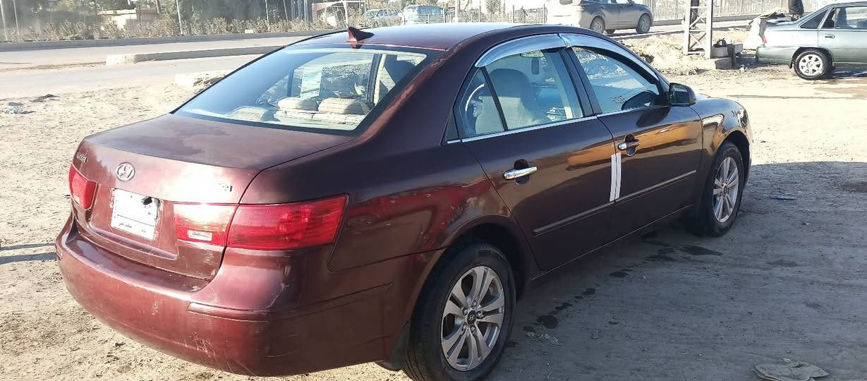 السلام عليكم سوناتا للبيع 2009 رقم بغداد سنويه هزه كله جديد السياره كير محرك كفاله كهربائيات كله كامله السياره ضرره بلباب او مصبوغه حزام صدره حلو تبريد شغال مكاني ديالى بعقوبة سعره 99 بيه مجال كلش قليل ***********
