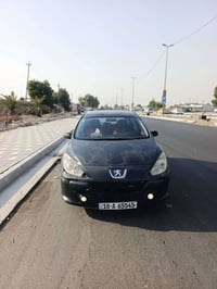 للبيع بيجو 307 موديل 2006 بدون صبغ كشرهة مثل ما وضح بلصور  سعر ٣٩ للست...