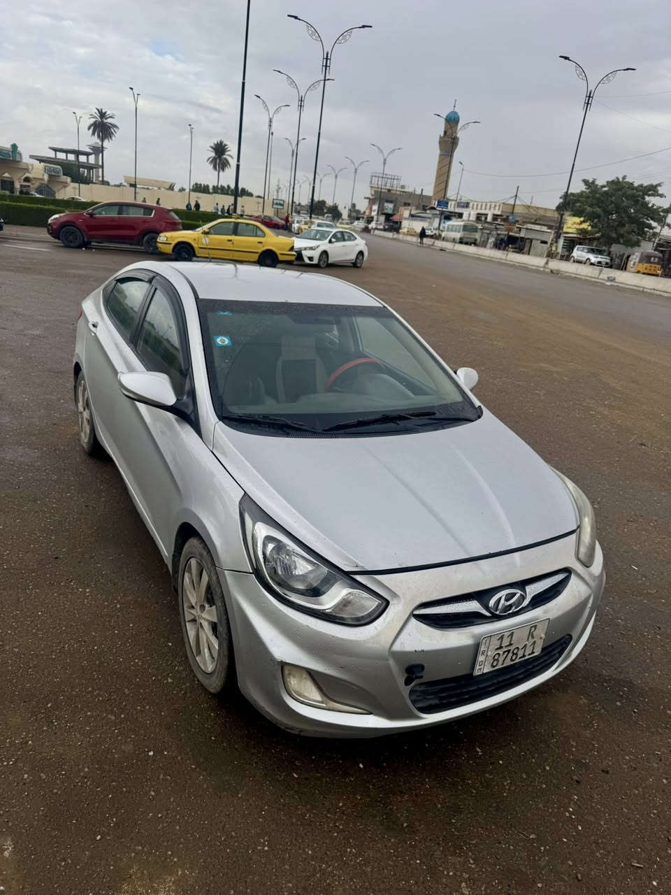 السلام عليكم
اكسنت موديل 2014 خليجي استلام شركه
سياره على البلاد جديده مال بيت 
محرك 1400 دوش 
كير مكينه مكفولات 
مكفوله من الصبغ بس باب الخلف السايق مبدل نفس للوان 
سنويه وهزه جديده قبل 5 ايام سنويه 2030
رقم انكليزي
تحويل مباشر 
سويج عدد 2
صدر جديد تخم تاير جديد تدفئه تبريد 
اشاير بلمري تحكم ستيرن شاشه كامره غرفه جديده 
سياره كل نقص مابيها السعر 92 وبيها مجال 
العنوان حي القاهره ***********
