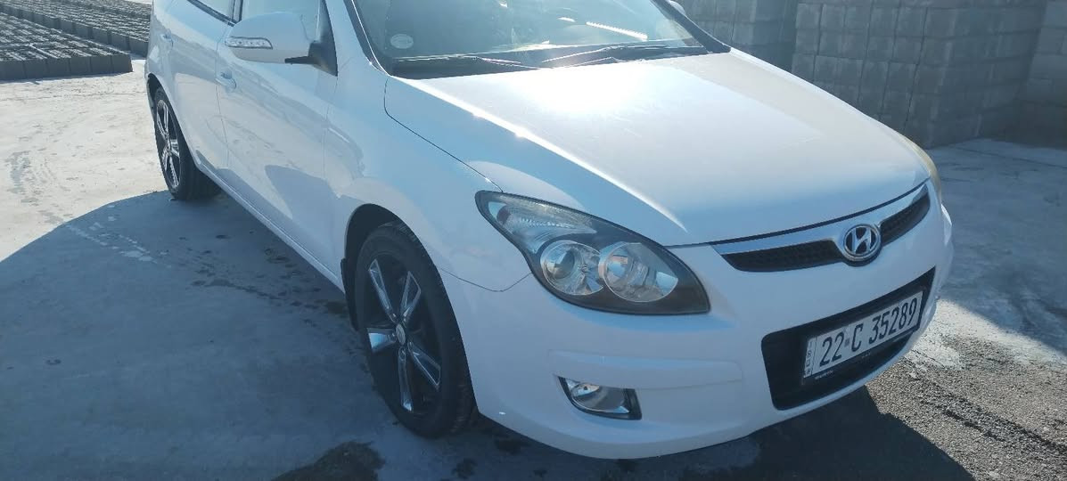 السلام عليكم هيونداي i30 موديل 2012 السياره كفاله عامه خليجيه لمعلومات أكثر ***********
