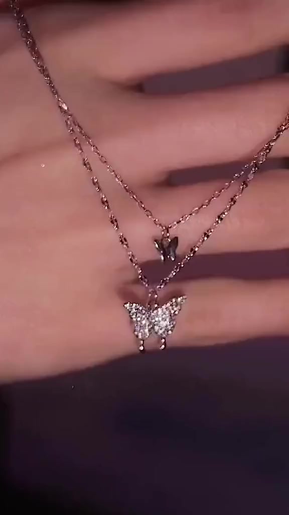 قلادة الفراشة 🦋
الترند 
سعر القطعة 5


**إذا كنت صاحب هذا الإعلان وتريد حذفه لأي سبب، رجاءا أرسل رسالة إلى الدعم الفني**