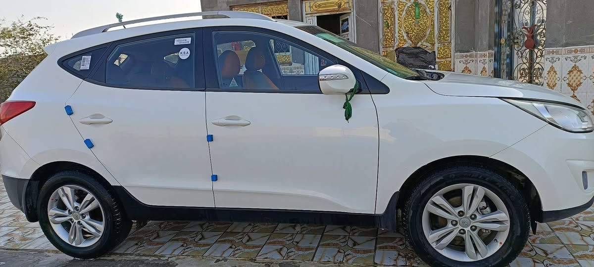 توسان للبيع  خليجيه مكفوله مكينه مفتوحه السيارة بسمي مداور ثاني يوم رقم ذي قار  مكاني الناصرية سيد دخيل السعر137رقم ***********
