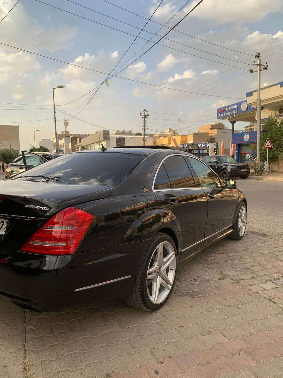 Merceds 2008 S 30             
مۆدیل / 2008 S300 
حیزام  سبوغ بۆ جوانی 
بێ لێدران ، بێ ناوگرتن 
مەکینە / V6 گاز ، کەپس
ڕەقەم و سەنەوی نوێیە 
ڕۆیشتن / ٣٨٠ هەزار کم 
مواسفات فوول سلایت 

نرخ / ١٦٥ $ و مەجال
0750 746 5606 whats app📞 أربيل, العراق
