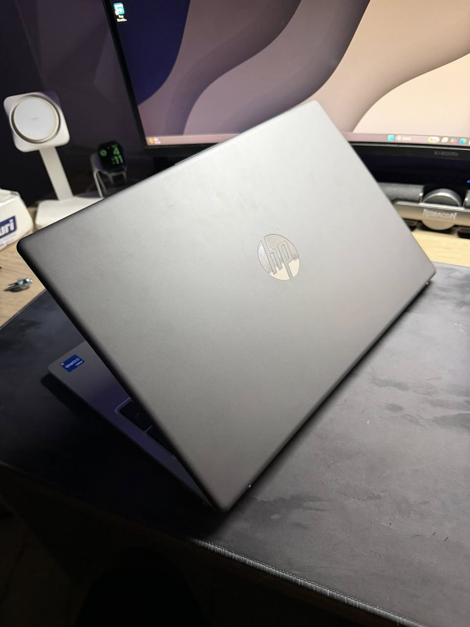 السلام عليكم
لابتوب hp 250 g10 للبيع رايدها ب 475 الف نضيفه كلش 
مواصفاتها وبالصوره سعرها يم مكتب انس 
Ci5 1334U
Ram 8 gb
Ssd 512
الشاشه 15.6

رقمي ***********
مكاني حي الجهاد
عندي توصيل داخل بغداد فقط.
