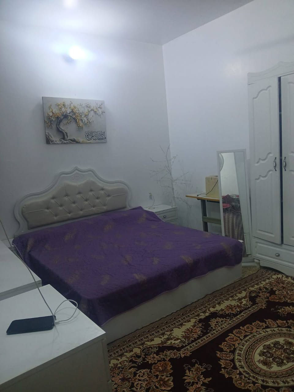 بيت ١٠٠ متر منطقة ال ٤٨ طابق واحد لرهن سعر الرهن ٢٣ ب النداء كونكريت مسلح البيت كاشي و سراميك بي غرفه و صاله و مطبخ و استقبال و صحيات داخلي و خارجي وهذا رقمي *********** والله يرزق الجميع ان شاء الله
