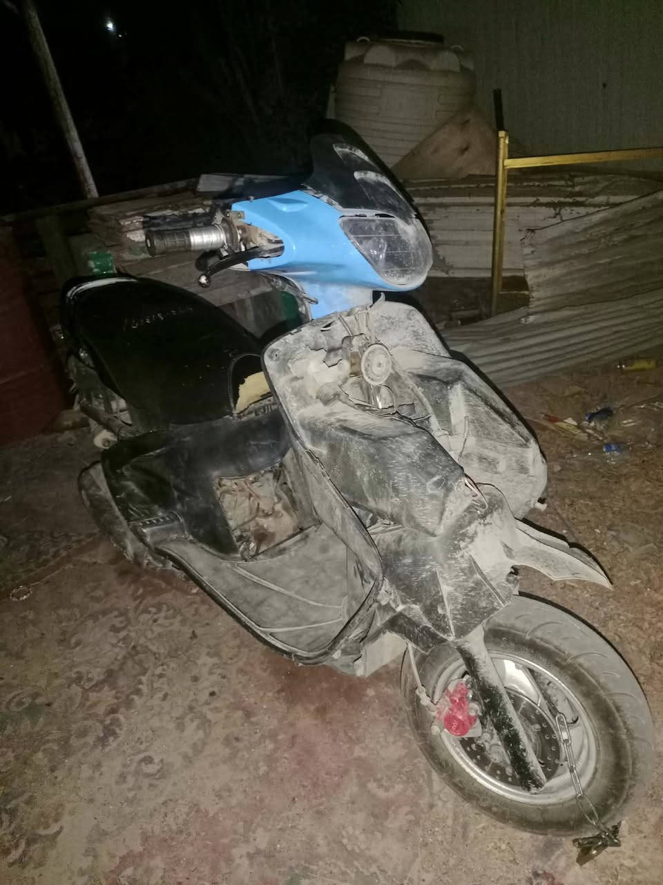 فراشه لبيع السعر 300 دراجه جاهزه من كلشي عوزه بس كفرات الرقم ***********

