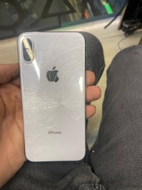 آيفون X • ٦٤ • ضهر مكسور