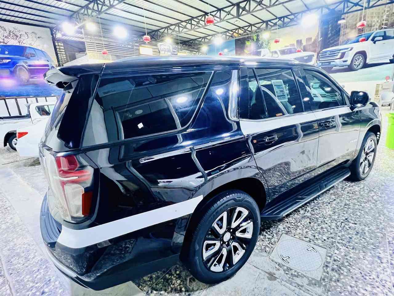 السلام عليكم 

تاهو 2023   LS

مغلفة BFF 

ماشية 26 الف 

مكفوله كفله 

العنوان بغداد زيونة مقابل ملعب الشعب 

الاتصال ***********
