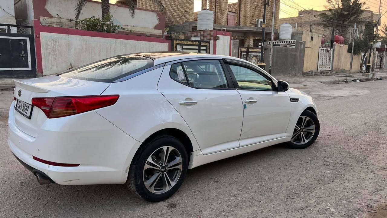 سلام عليكم ورحمه الله وبركاته 
سياره اوبتما خليجي 11 فول مواصفات محرك 2000 مواصفات الفول الجناية يعرفون شنو فول ماحجه اكتب واعدد 
سياره بيه جاملغ الامامي بي شخط ومرشوش فقط والباقي كفاله عامه سعر 128 وبيه مجال الطيبين 

للاتصال ***********
