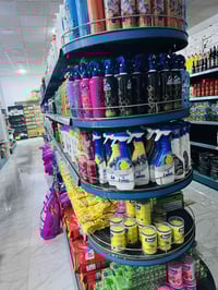 يوجد رف وسطي للبيع الطول ٤ م للاستفسار  07824977105