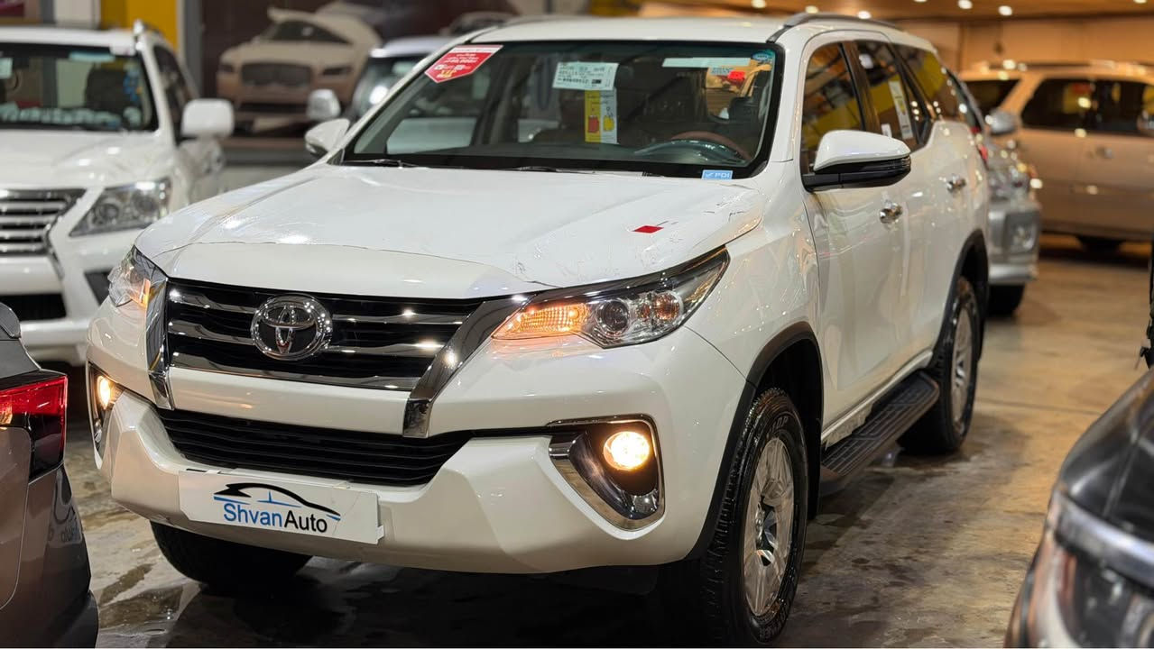 ﷽ 🙏🏻

‎(تۆیۆتا فۆرچنر ٢٠٢٠) 
‎🔶ملاحظه
‎(سياره بص بيع بدون مراوس )
‎🔶مواصفات
‎🔶محرك(٤) سلندر
‎ مكفولة كفالة عامة من الدعامية إلى الدعامية 🔶
‎‏‎بدون بارد  ،بدون رصعات ،بدون حتى شخط
‎‏‎دعاميات هم بدون صبغ ،رمل مابي ،بقية كلها بشرت         —————————————————————
‎🔶سياره داخل مشمشی 
‎  _ غراض شريكه موجوده
‎سياره ماشي(٨١،٠٠٠)الف كيلو حقيقي بشرت  عداد بشرت ما نزل شريكه حقيقي
‎‏‎محرك كير بشرط مامفتوح 
‎‏‎سيارة حيل نظيفة كلشي عل بلاد لوك
‎‏‎ السنوية بشرط تحويل و خرامة 
‎‏‎سيارة مابيـها دينار مصرف كامل من كل نواحي

‎🔶فول فول المواصفات    
‎+فورويل‎ + كاميرات 
‎ثلاجه + زينون + 
‎+هواء مزدوج +حساسيه الديك المؤخره مرايات 
‎🔶نظافه ١٠٠٪؜ كامل سيرڤس بدون نقص و مصرف 
‎🔶سياره مال بيت  أي نقص مابيها ٤ طایرات جديده 

‎🔶نفسي يوم / تحويل مباشر حول
‎ معرض شڤان‎مكان /داخل سليمانيه 
‎280$ورقة 💵💵
‎رقم//—-***********—-*********** 📲 السليمانية, العراق
