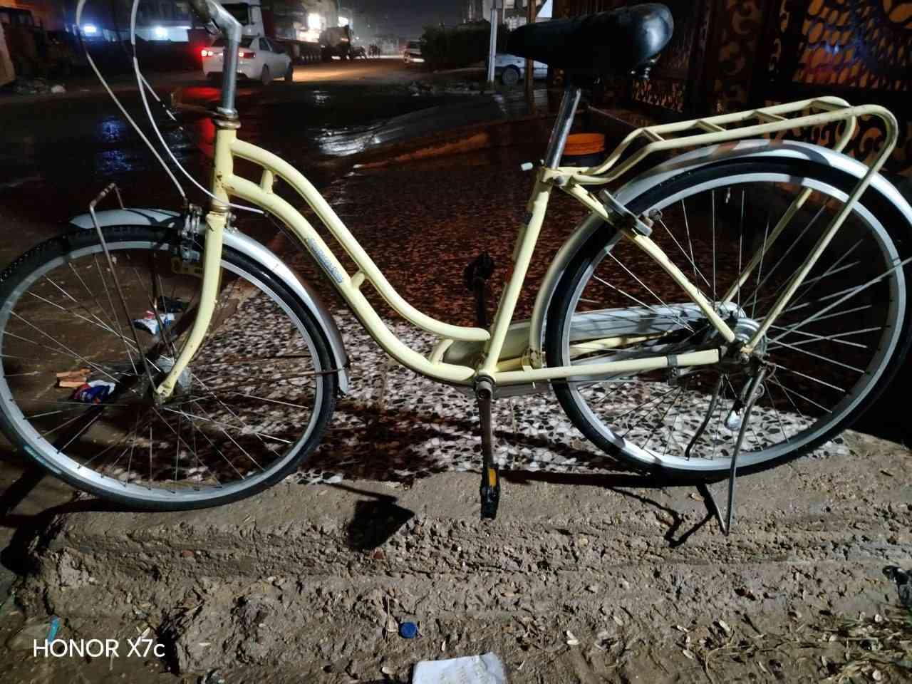 سلام عليكم بايسكل بناتي 26 لون ليموني 🍋 كير دفن 3 نمر حساس سيباية عظمية بايسكل جديد تاخذة وتروح 
بغداد _الدورة _حي الصحة وبالعافية عل ياخذه السعر ٨٥


**إذا كنت صاحب هذا الإعلان وتريد حذفه لأي سبب، رجاءا أرسل رسالة إلى الدعم الفني**