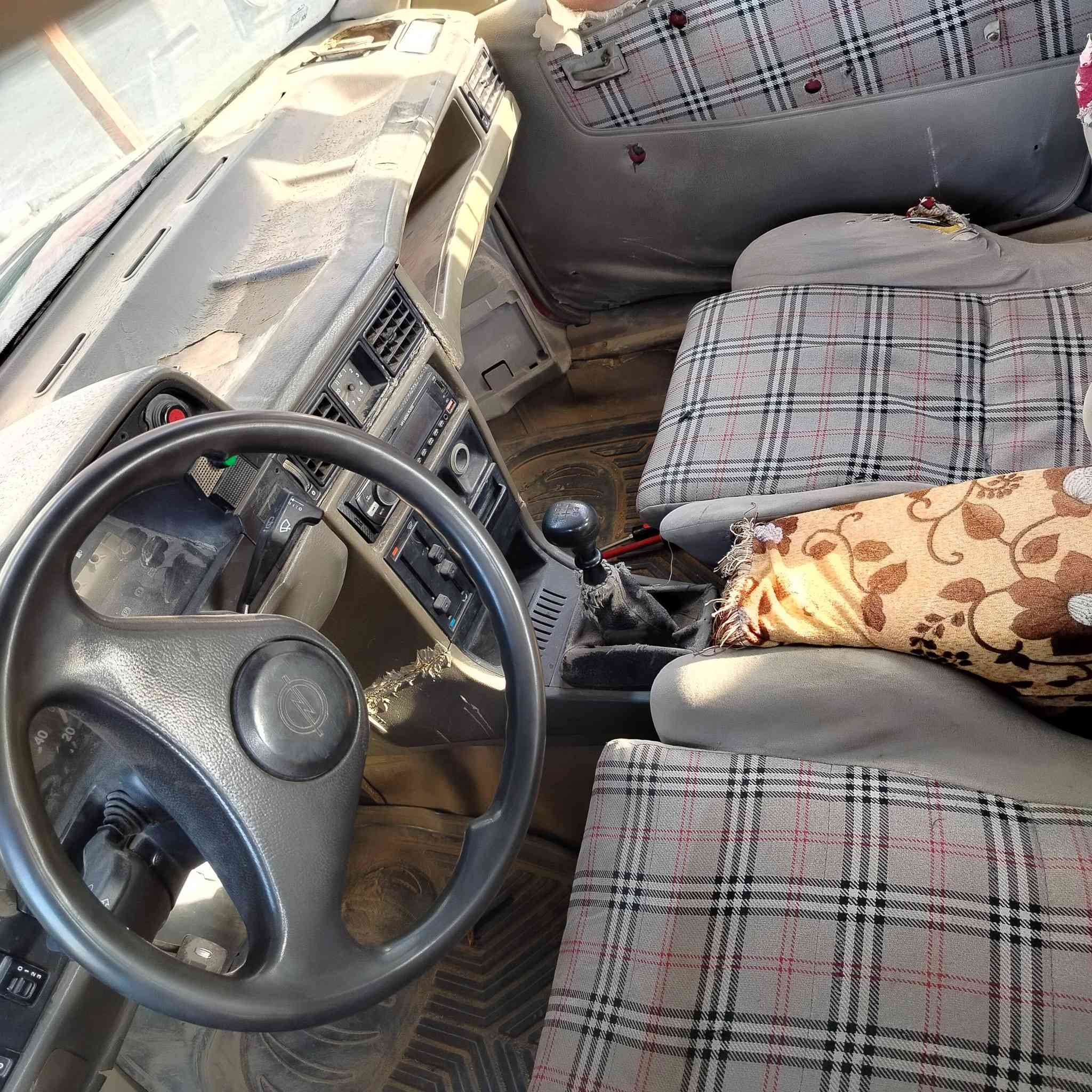 سياره للبيع نوع كاديت صالون لون أحمر موديل 89 كير محرك شرط صدر تعبان   شرط التحويل سنويه عظم عاج لغاية 2030 مشروع وطني اصدار جديد رقم صلاح الدين السعر 20 ورقة وبيها مجال
مكاني سامراء 
***********
***********
