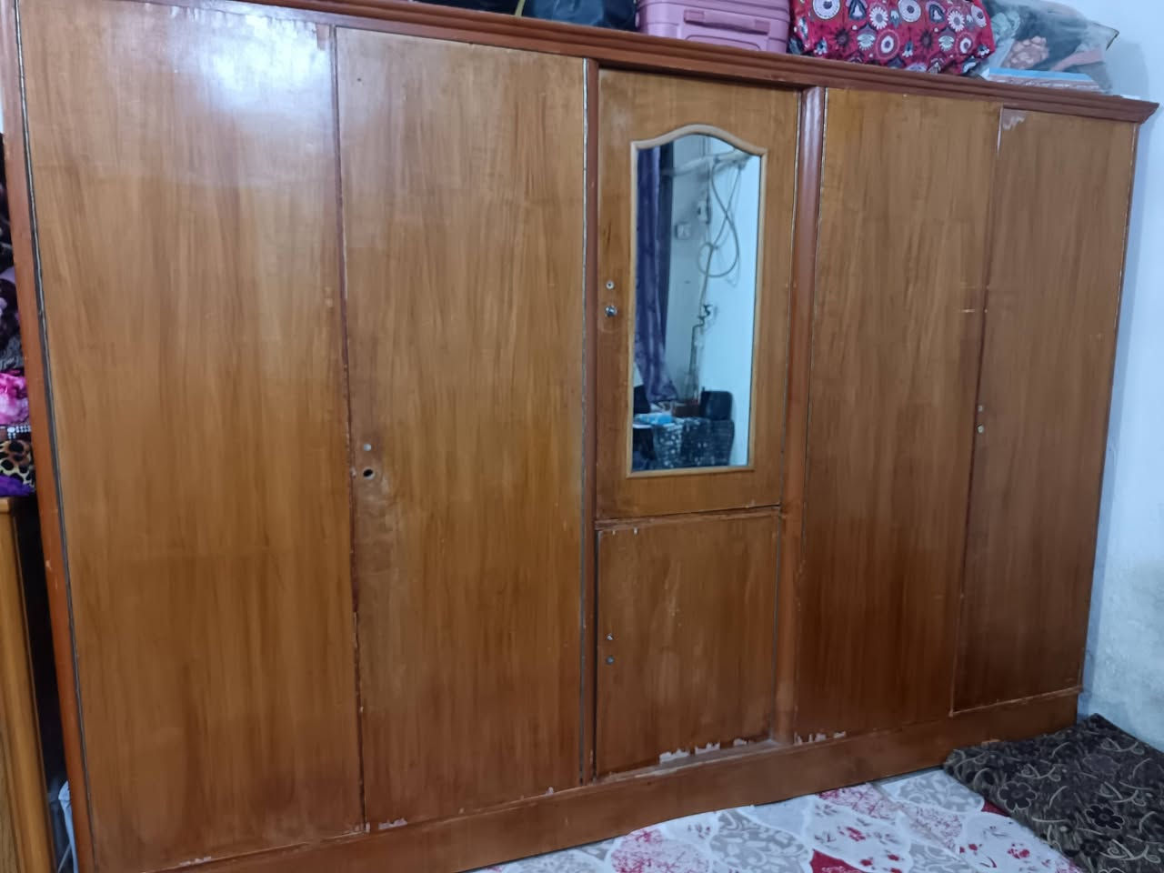 سلام عليكم عندي بوفيه وكنتور لبيع


**إذا كنت صاحب هذا الإعلان وتريد حذفه لأي سبب، رجاءا أرسل رسالة إلى الدعم الفني**