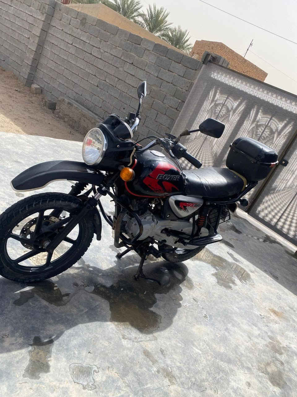 موطور لبيع بوكسر موديل ٢٠٢١ مكان شهابي الكرمى سعر٩٠٠وبي مجال
***********
