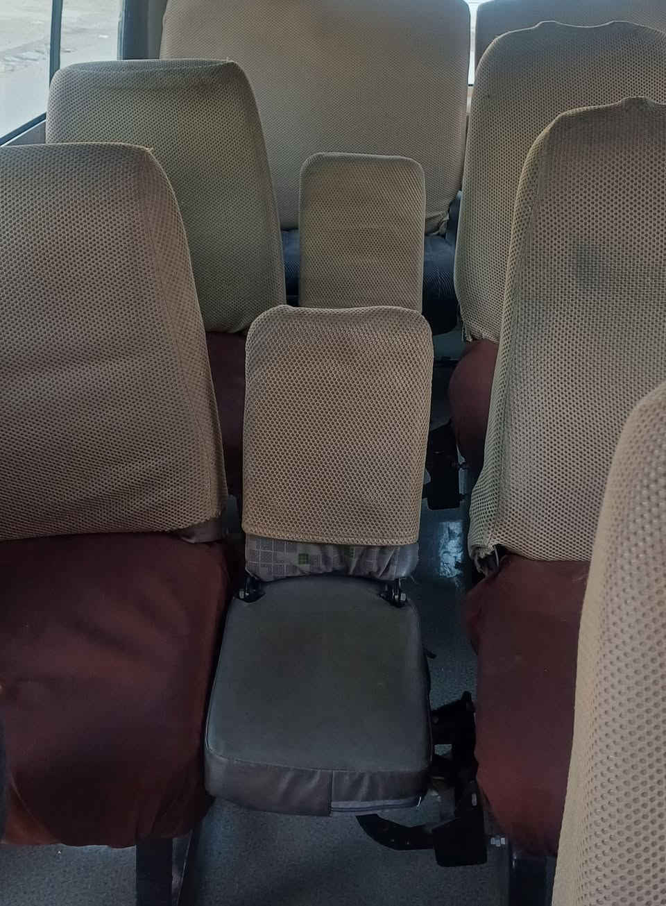 كشنات هايكر الي بالممر للبيع عدد ٣ و هورن ميلاد 
الاتصال ***********
