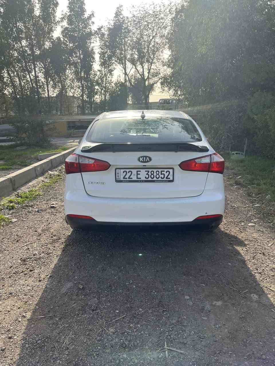 كيه سيراتو خليجي موديل 14 رقم اربيل جديد سنويه 28 تريد وكاله تريد تحويل كير مكينه جدد ناعمات شرط مكينه 1600 داخل سياره اسود شاشه تاب مال لكزز كار بلي 
تحكم ستيرن جهتين 
بريك اي بي اس 
5 ويل كب حداديه وره وكدام جديده قبل يومين بدلت حداديه كوري كلها جديده سياره بيها مكانات صبغ 4 قطع اني ابيع حزام حتى تدفئه تبريد كله شغال سياره مابيها ولا نقص جاهزه مذب عليها ربع دينار سعرها 100 مكانها بغداد جكوك شعله رقم موبايل ***********
