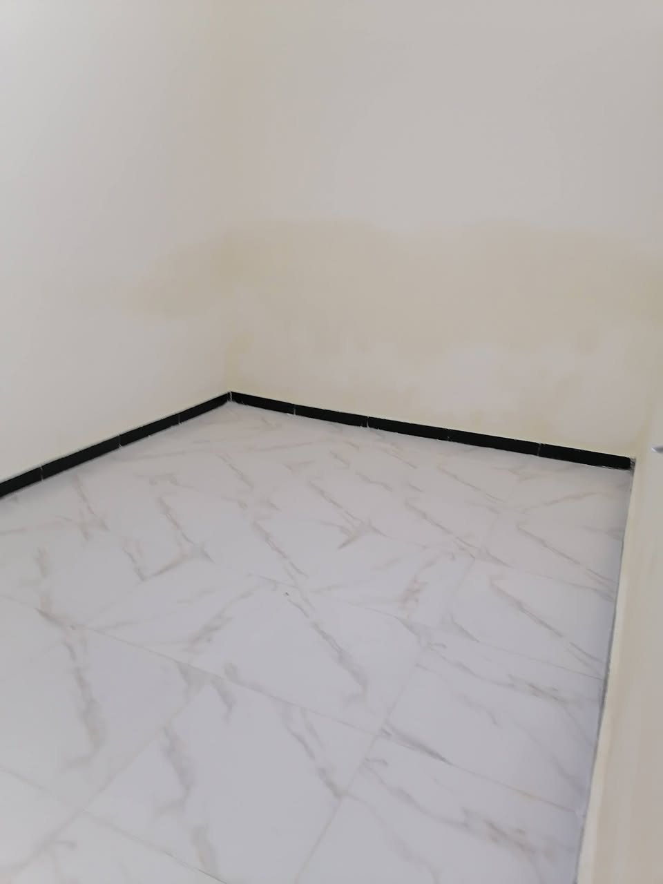دار سكن ١٠٠ متر طابو صرف
واجه ١٠متر ونزال ١٠ متر
البناء ترميم جديد
استقبال
غرفة نوم
صاله
مطبخ
صحيات
السعر ٥٥ مع المجال
الموقع الديوانية حي العسكري الثالث خلف مدرسة المسرة
للاستفسار أكثر مراجعة مكتب التوكل للعقار الكائن في حي العسكري شارع ٣٠ او الاتصال والمراسلة على الواتساب على الرقم ***********
