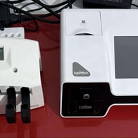 ايكروما مستخدم وبسعر مناسب للتواصل خاص او 07774985755