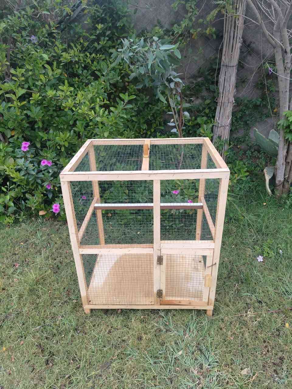 الهم صل على محمد وال محمد 🩵 

مجموعة من الاقفاص الخشب عمل يدوي 

قياس 1 متر
قياسم 60 سم

العنوان/ النجف/ حي الجامعة/ شارع المستوصف/ قرب ثانوية الايمان للبنات 

هاتف ***********

اهلا وسهلا بالجميع
