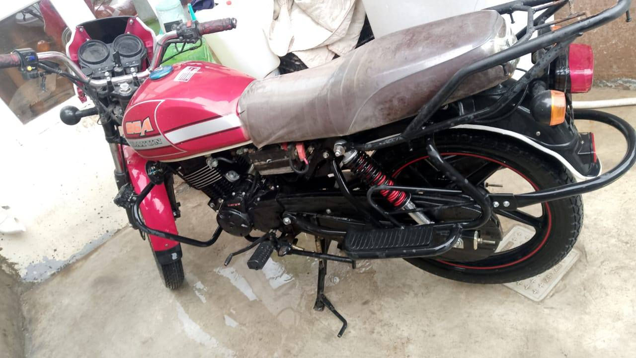 دايوان 25سكنر للبيع سعر 1350تواصل ***********
