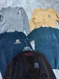 بلوز صوف • مقاسات L XL XXL • توصيل جميع المحافظات