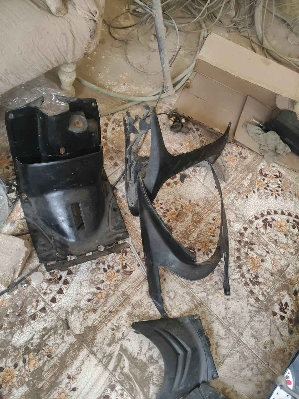 سلام عليكم شاصي ومحرك وسودات وجنطه شتريد بيعك قباقه هندر


**إذا كنت صاحب هذا الإعلان وتريد حذفه لأي سبب، رجاءا أرسل رسالة إلى الدعم الفني**