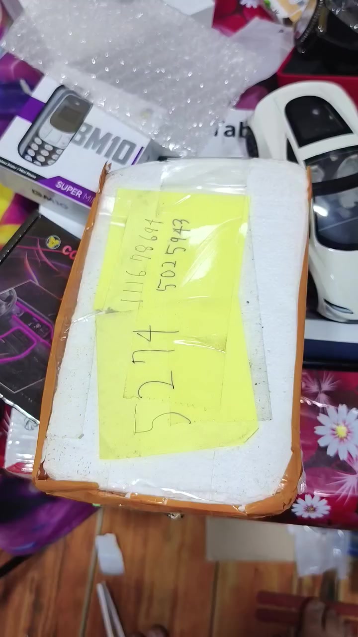 سعرك وعوافي عل يأخذه


**إذا كنت صاحب هذا الإعلان وتريد حذفه لأي سبب، رجاءا أرسل رسالة إلى الدعم الفني**