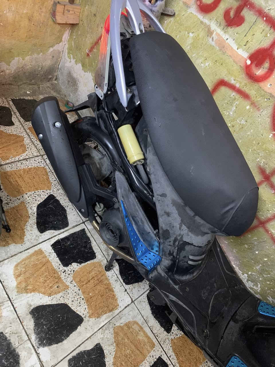 سلام عليكم ماكس عدله كلشي شغاله
سلف بلادي مكينه هم شعله او معدله شراط درجه مال جناي 

كفراتها بلادي كبالك درجه خير من لله 

صالنصه اف ام 

كلجات رياضي 

عوزها باتري فقط 

بيها باتري بس ضعيف 

مكاني بغداد 

ما متواجد فيس خابراني او تدلل 

***********
