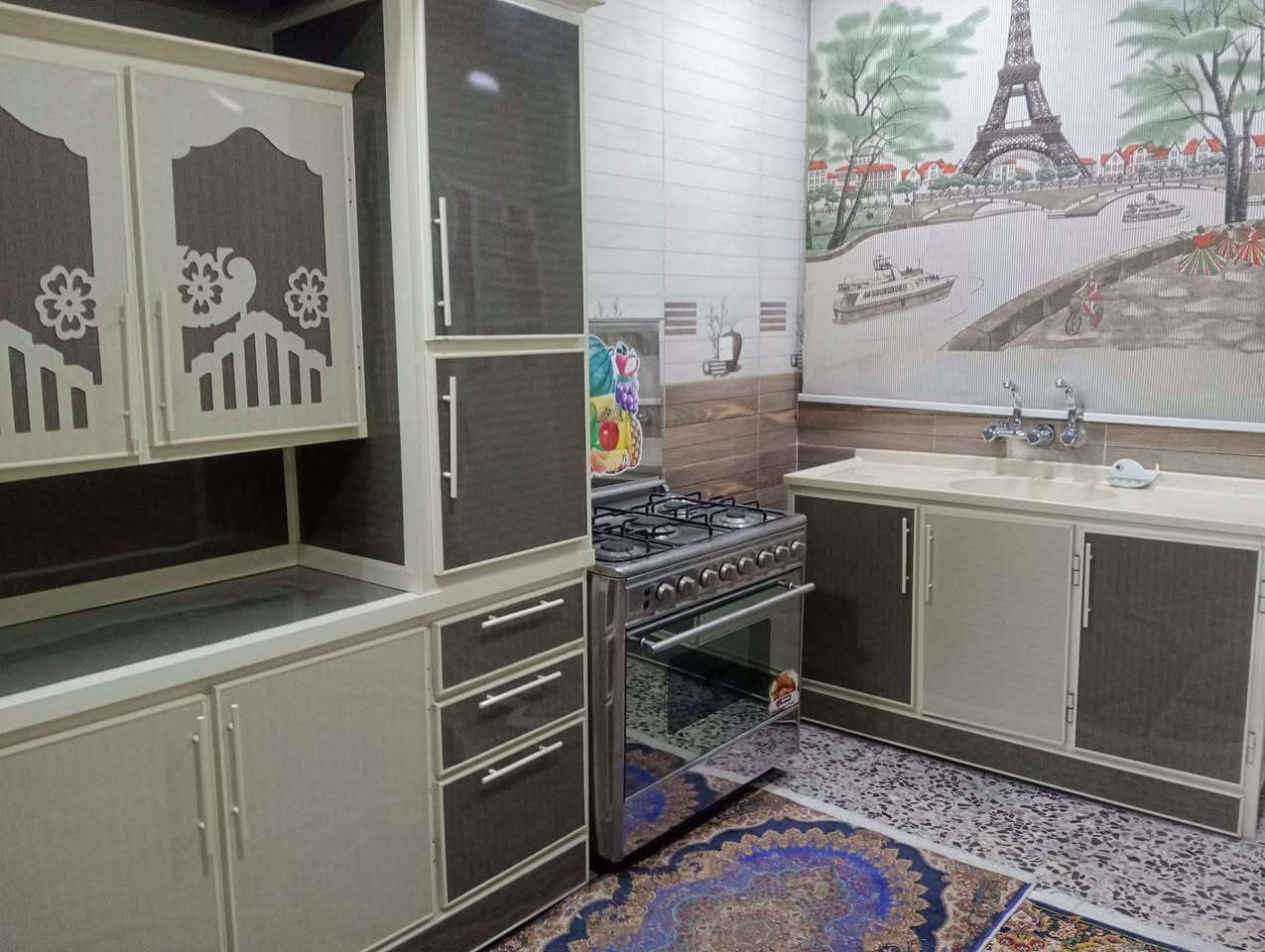 سلام عليكم كاونتر كامل وجيد كلش تفصال وطباخ بعده بلوك مال بيت يطالي مكاني مدينه الصدر قطاع 
2 شارع صيانه تصل وتدلل ***********
