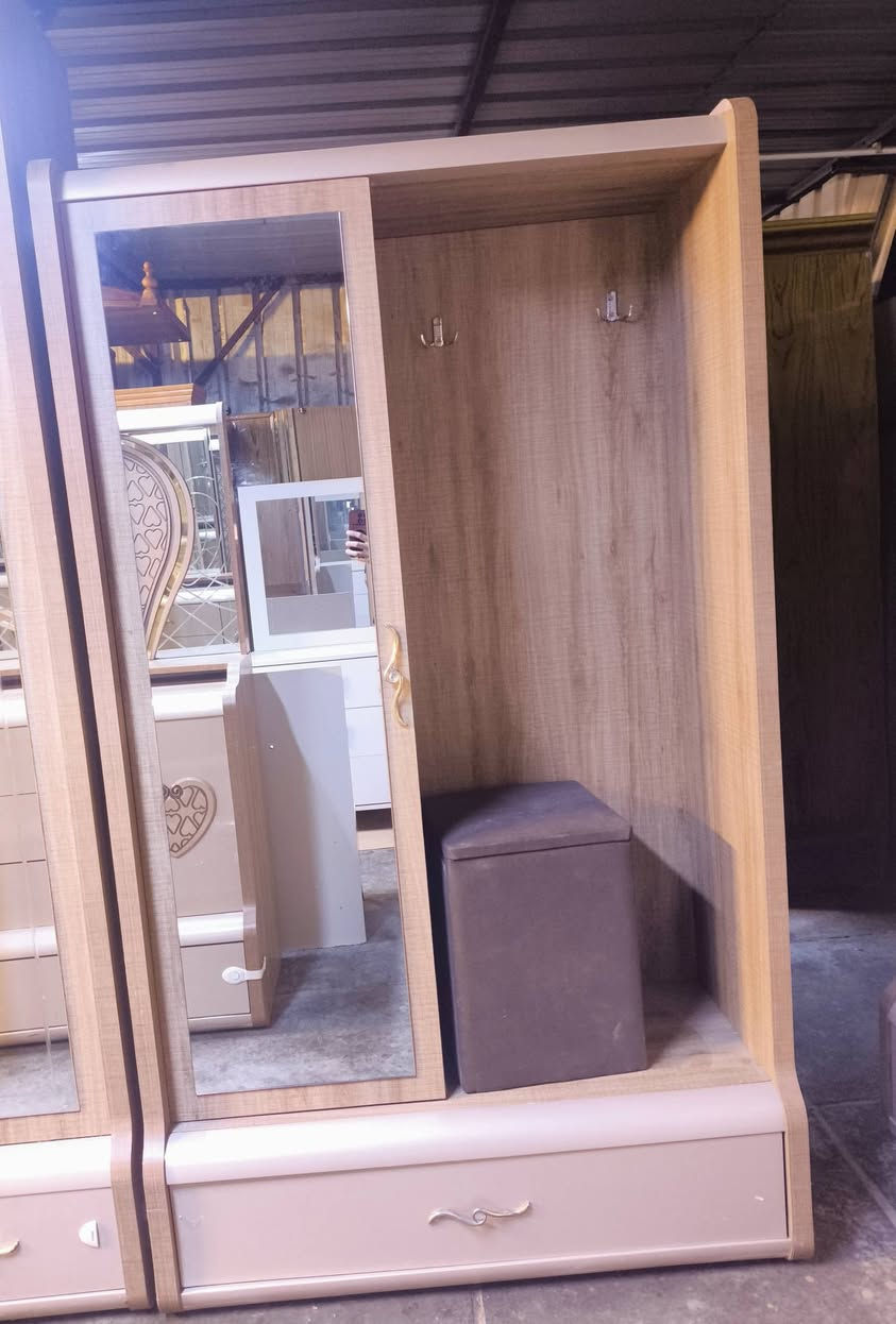 غرفه تركيه اخت جديده 12قطعه نضافه فول عنوان ميسان


**إذا كنت صاحب هذا الإعلان وتريد حذفه لأي سبب، رجاءا أرسل رسالة إلى الدعم الفني**