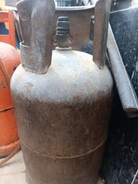 دبتين غاز • للبيع