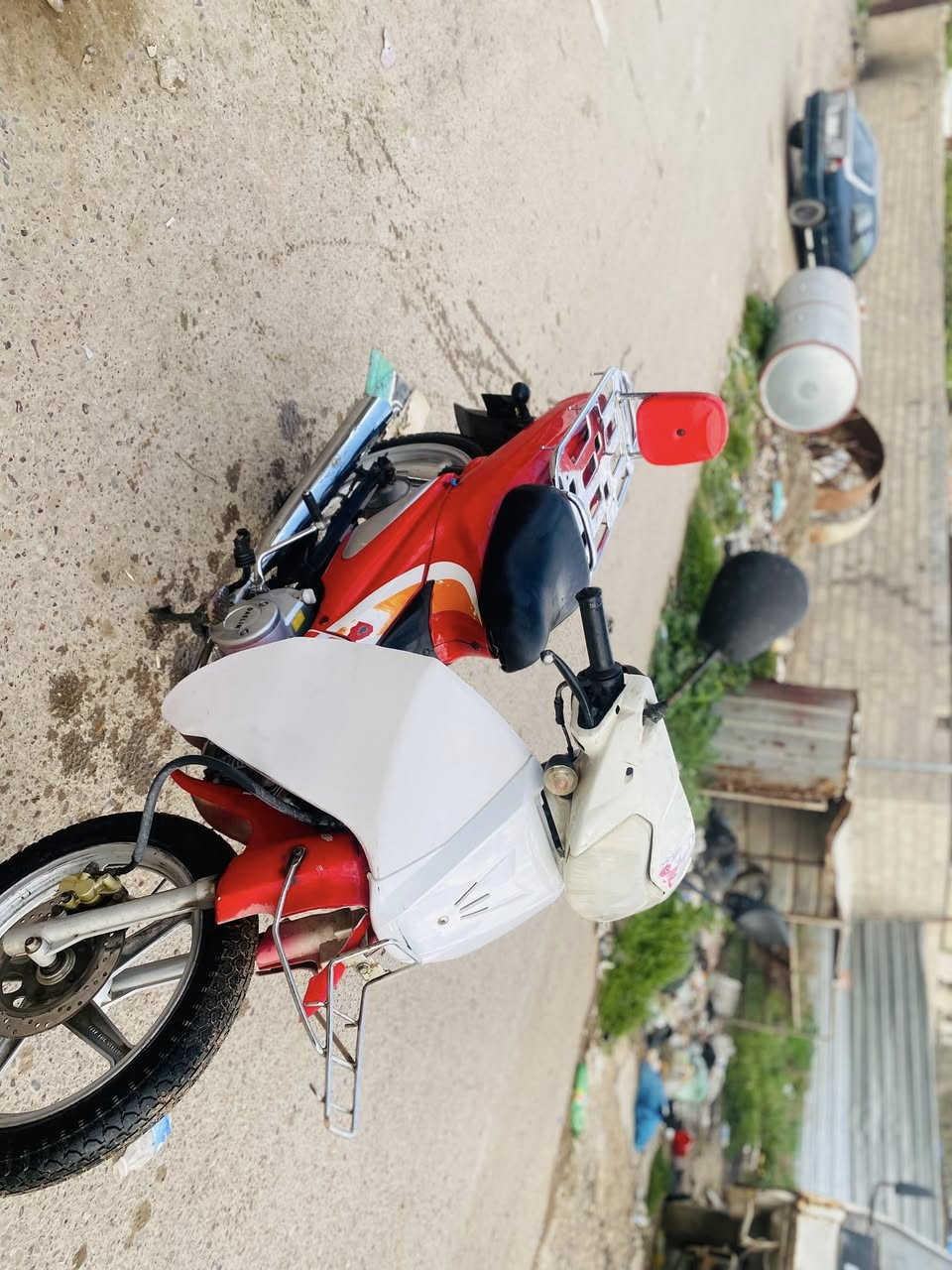 السلام وعليكم سيلفيز للبيع ما ناقصه أي شي مكفول كفاله عامه محرك ما مفتوح العنون الضلوعيه  السعر خاص ***********
