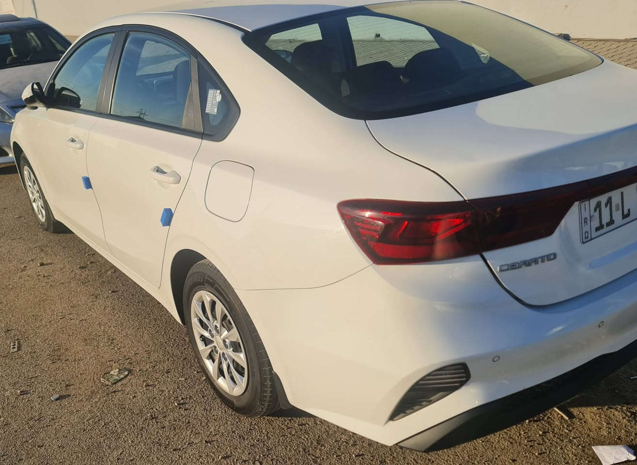 السلام عليكم للبيع كيا سيراتوو موديل ٢٠٢٤ مكينه ٢٠٠٠ مكفوله رقم بغداد  ماشيه ٢٩ الف سعرها ١٨٠ وبيها مجال الاتصال على الرقم ***********
