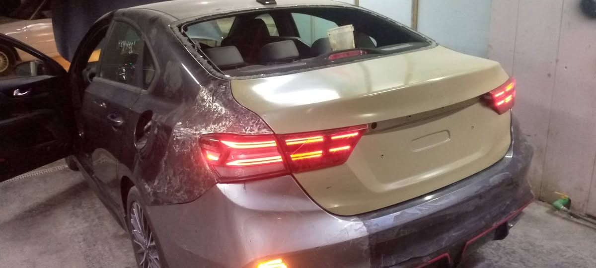 سمكره وصبغ كافه انواع السيارات الحديثه سيد عبدالله السمكري بغداد تقاطع الدرويش قرب  سيطرة حي التراث تعديل حار وبارد موبايل ***********
