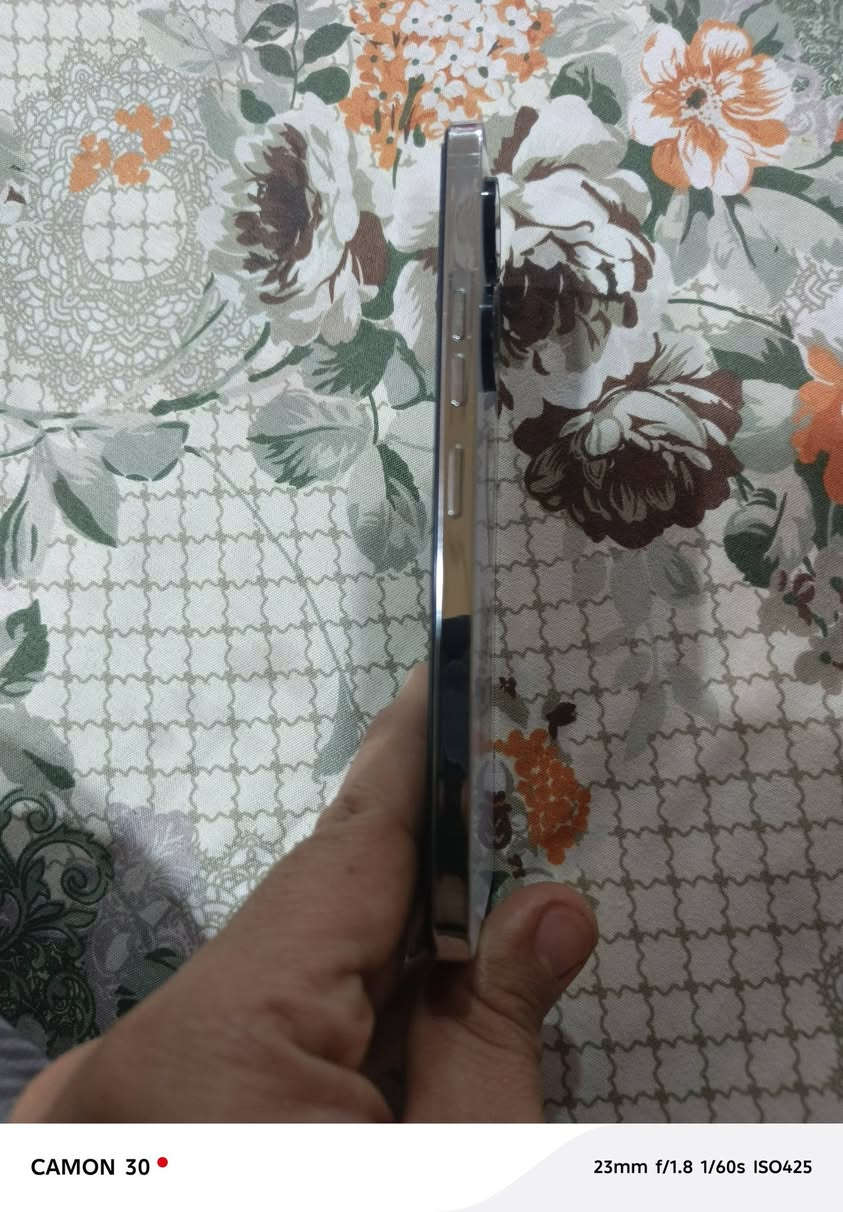 السلام عليكم
تكنو كامون 20برو فايف جي
بيع او مراوس مع ايباد وانطي فرق

ذاكرة 256
رام 8+8__16
معالج جي 99
الكاميرا الخلفيه 64ميك 
كاميرا اماميه 32ميك
بطاريه 5000/الاف ملي ام 
شاشه 1080=2400

اصدار 14
الجهاز نضافه 100/100
مع كامل ملحقاته
السعر 200الف قفل 
العنوان بصرة قبله شارع السوق الكبير
***********
***********
